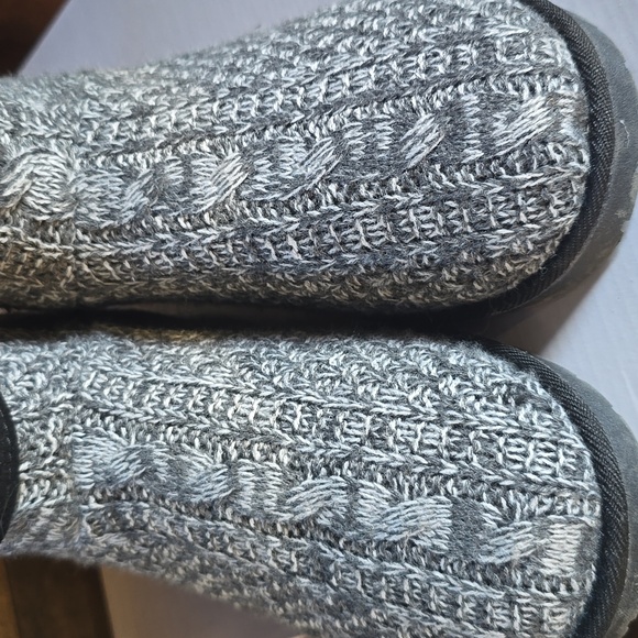 Essentials by Muk Luks slipper boots size 10 - Picture 7 of 8